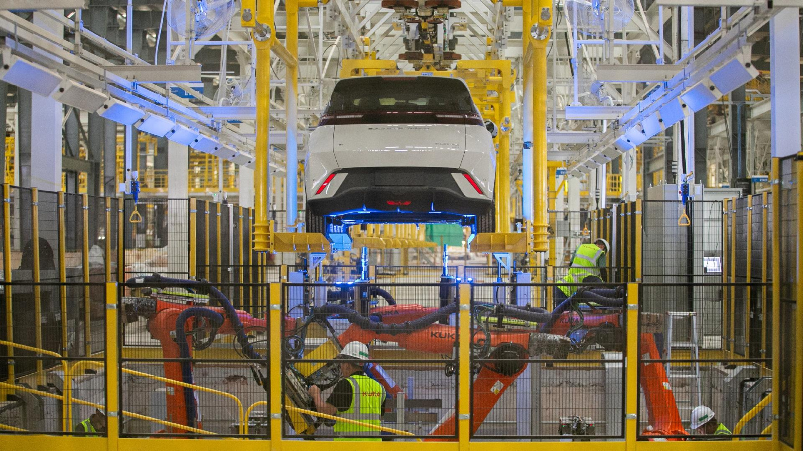 BYD mira 3 fábricas e unidade de baterias na Europa, mas enfrenta obstáculos
