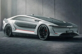 Ceer lança Exobot: sedã e SUV elétricos com até 1.126 cv