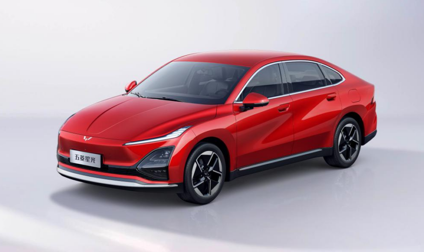 Chevrolet prepara sedã eletrificado chinês para o mercado sul-americano