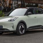China aponta irregularidades em 7 modelos; Geely EX2 e BYD Qin L na lista
