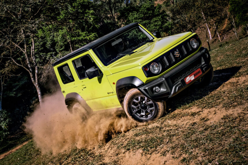 Encontre Jimny Sierra usado: 4×4 'raiz' por menos que um Avenger