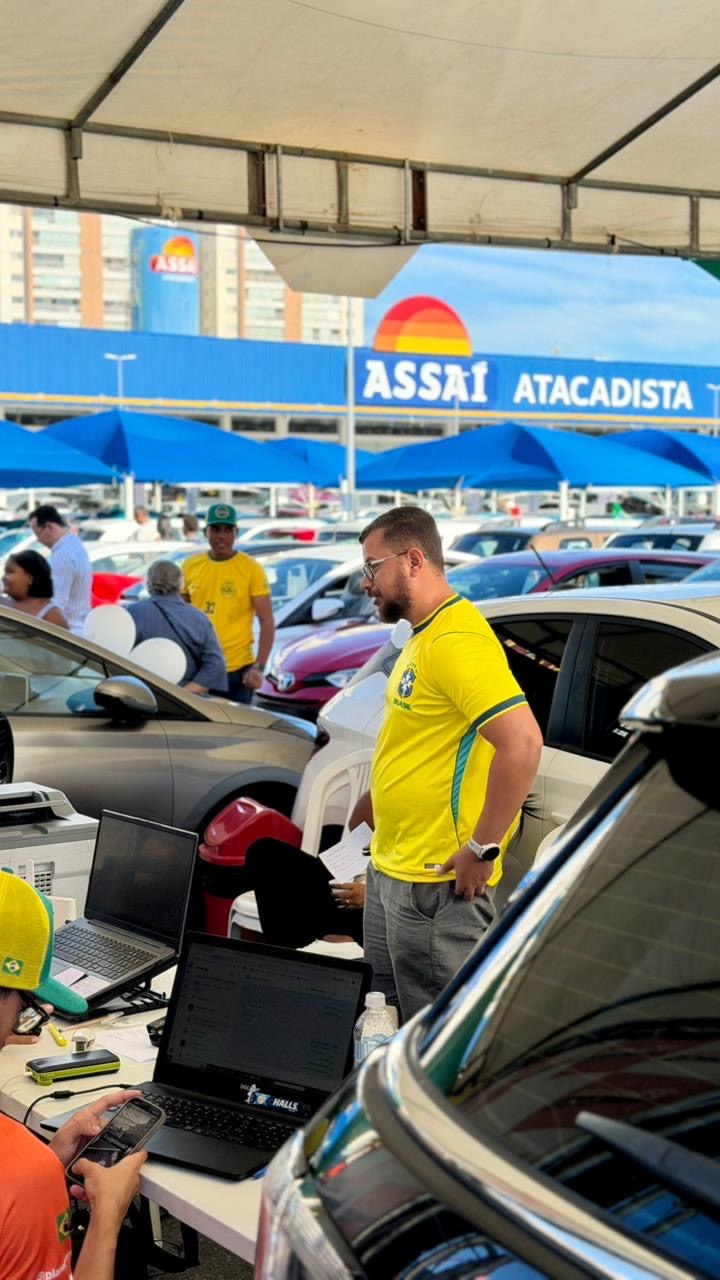 Feirão Gigantes de Sergipe, no estacionamento do Assaí Atacadista, em Aracaju