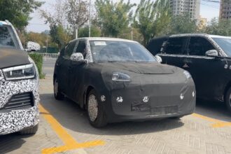 Geely acelera E211: novo hatch elétrico desafia o BYD Dolphin Mini