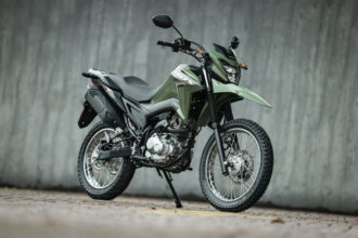 Honda NXR 160 Bros 2027 ganha piscas de LED e ESS na versão ABS