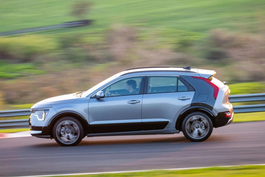 Kia Niro com desconto de R$20.000; EX agora por R$174.990