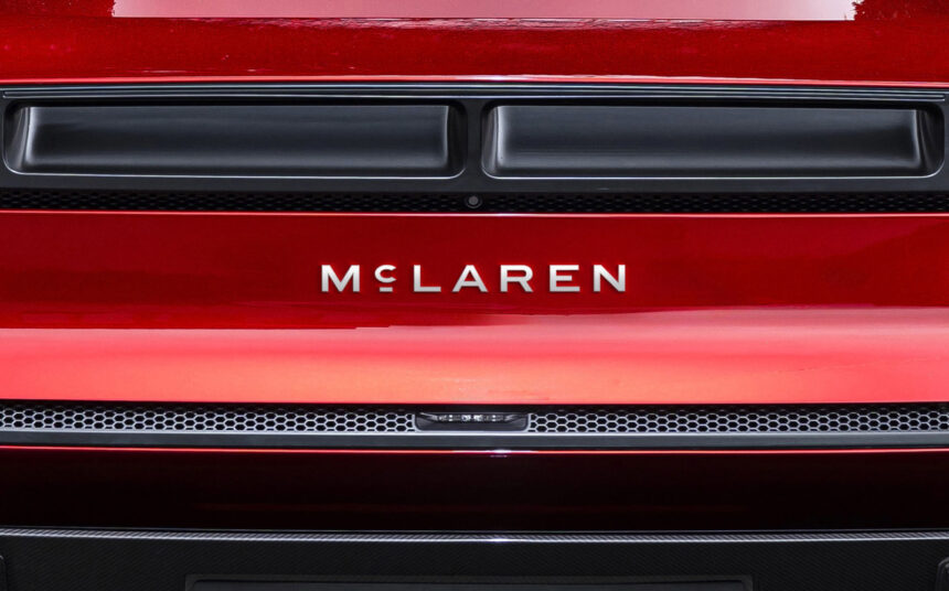 McLaren lança logotipo inspirado em placa anterior à sua fundação