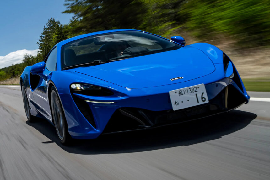 McLaren oferece financiamento a 0% para Artura Coupé 2025/2026