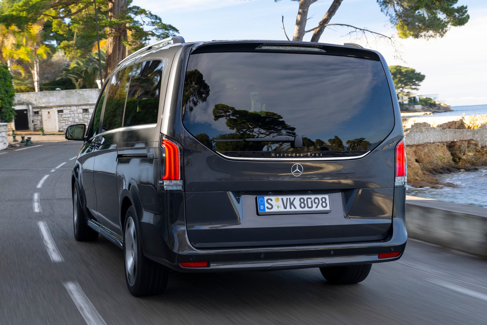 Mercedes lança Classe V no Brasil com preço inicial de R$ 729.900