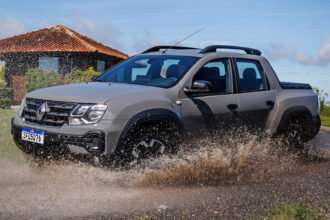 Renault encerra produção da Oroch em outubro para lançar Niagara