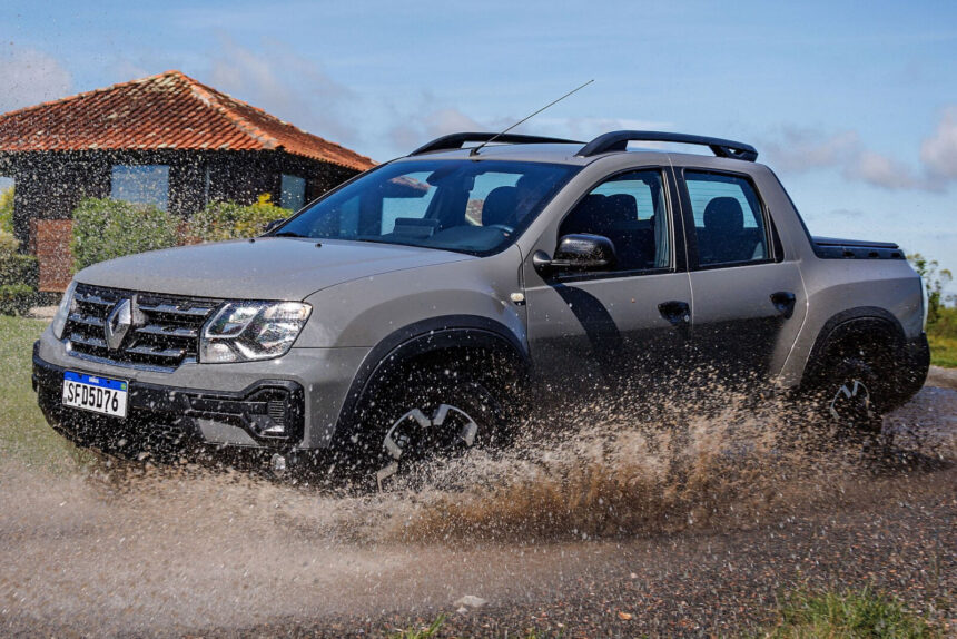 Renault encerra produção da Oroch em outubro para lançar Niagara