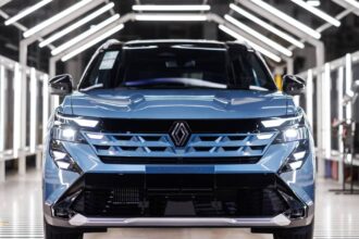 Renault vai fabricar dois SUVs híbridos no Brasil em 2027