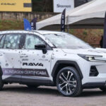 Toyota lança RAV4 com blindagem homologada no Brasil