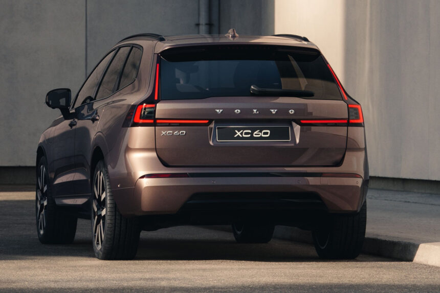 Volvo atualiza XC60 2027 e eleva autonomia elétrica a 200 km