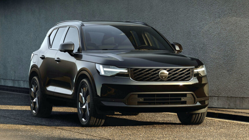 Volvo renova XC40 2027, mantém motor a combustão e atualiza visual