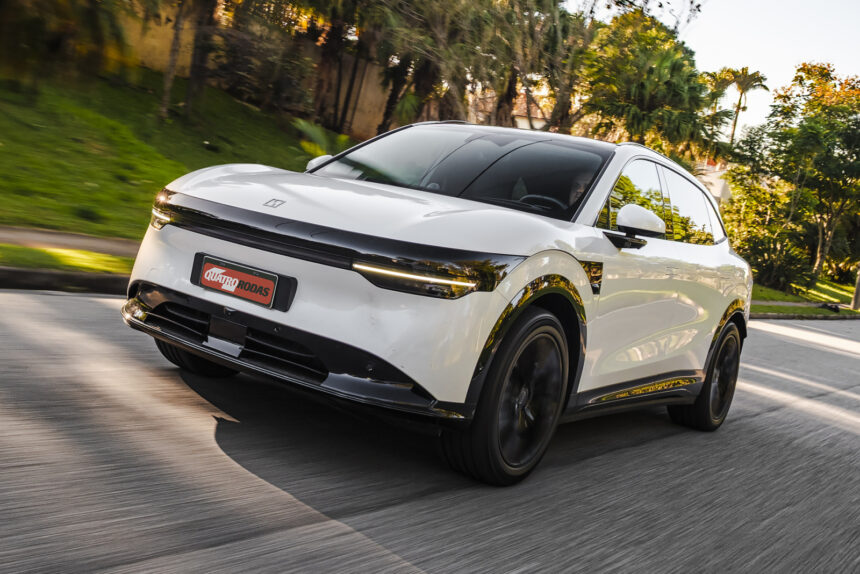 Zeekr 7X Premium chega ao Brasil e ameaça BMW e Audi no custo