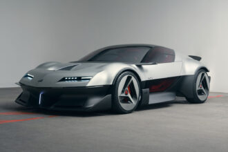 Alpine apresenta A310 Vision: cupê clássico volta com aerodinâmica de F1
