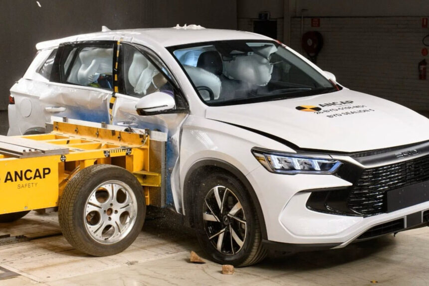 ANCAP pune BYD Song Pro com apenas 3 estrelas por falhas em segurança