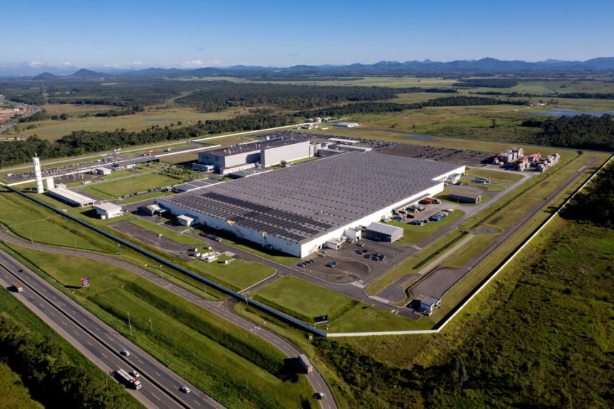 BMW de Araquari celebra 12 anos com 125 mil carros produzidos