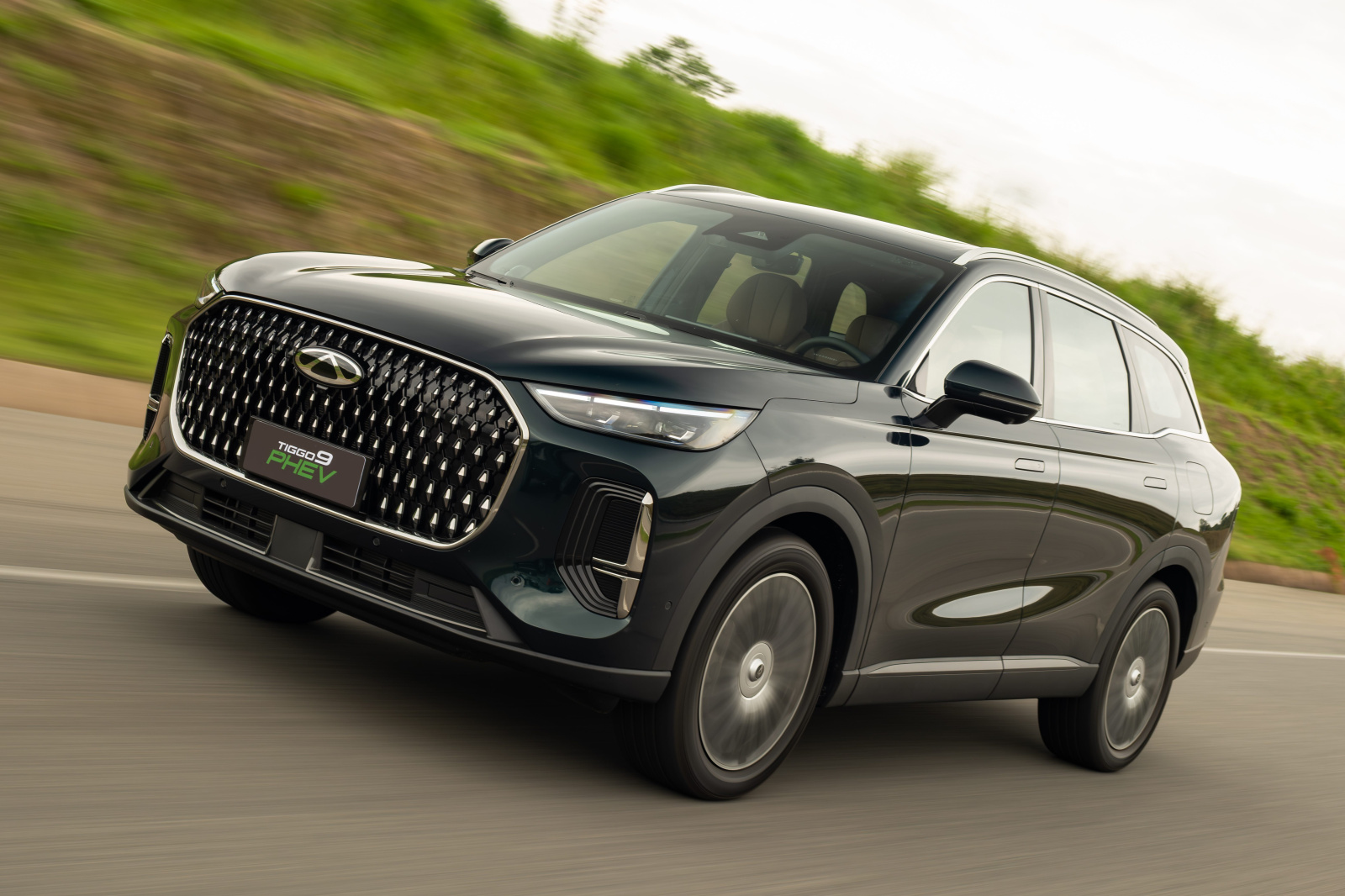 Caoa Chery estreia Tiggo 9 no Brasil com 428 cv, sete lugares e PHEV