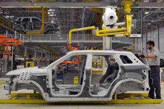 Chery avança para comprar fábrica da Jaguar Land Rover em Itatiaia