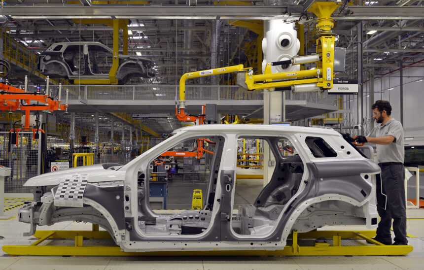 Chery avança para comprar fábrica da Jaguar Land Rover em Itatiaia
