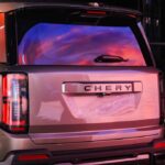 Chery lança Tiggo X7 com suspensão elevada e foco off-road leve