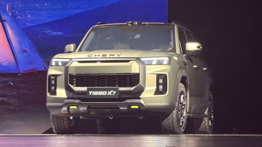 Chery lança Tiggo X7 com visual de jipe e seis modos off-road