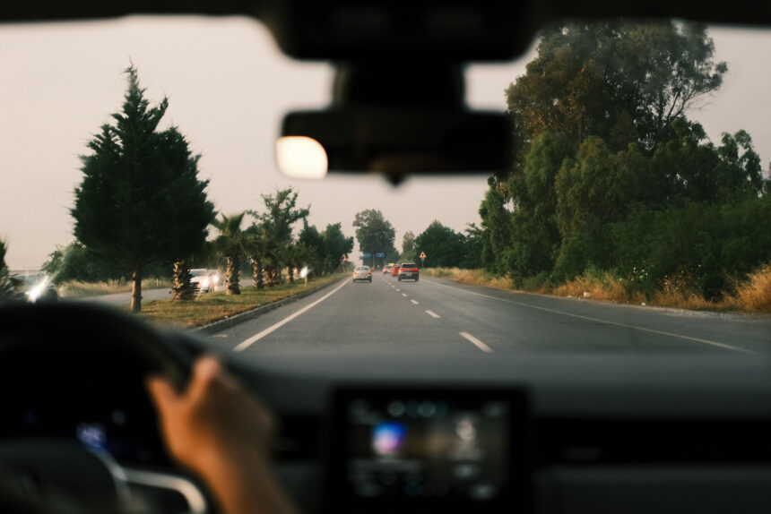 Confira documentos, PID e seguros para dirigir ou alugar carro no exterior