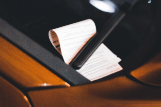 Consulte multas, débitos e emita CRLV-e de carros em São Paulo