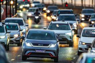 Elétricos disparam em Brasília; Entorno de GO registra quase zero