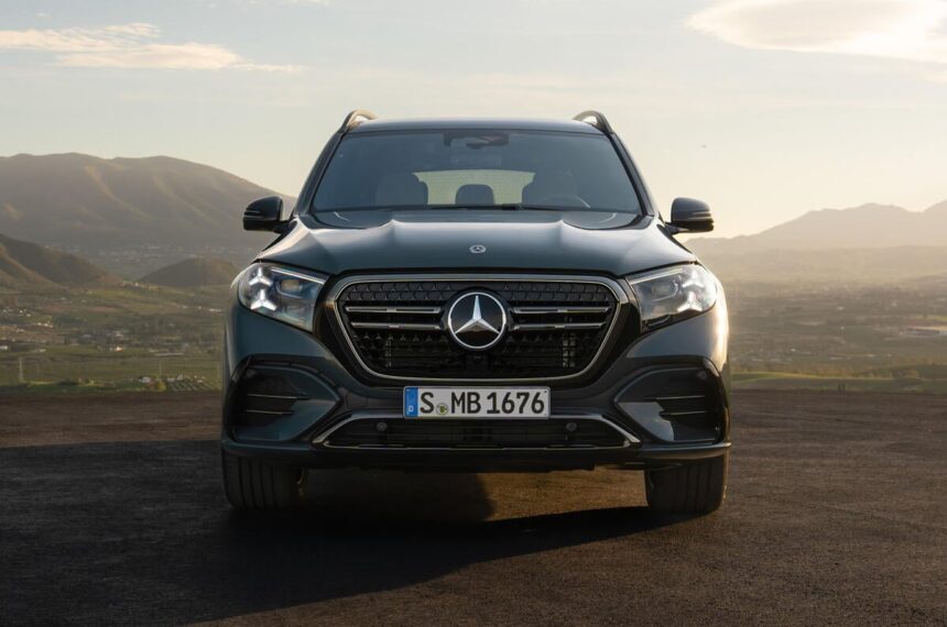 EUA avaliam bloquear vendas da Mercedes-Benz por participação chinesa