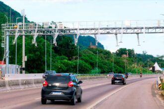 Evite golpes do pedágio free flow: saiba pagar seguro e agir rápido