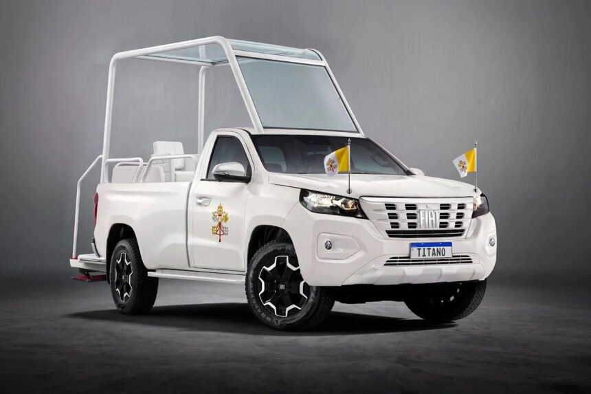 Fiat Titano vira papamóvel para visita do Papa ao Uruguai