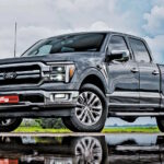 Ford convoca recall da F-150 2023–2026 por cintas do tanque soltas