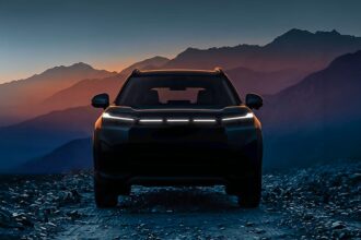Honda revela WR‑V com nova grade iluminada e interior renovado