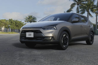 Hyundai entrega i20 zero km à craque da final São Paulo x Corinthians