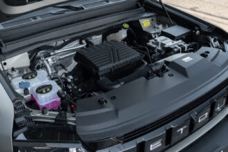 Jetour anuncia 597 cv no T2 4x4 ao somar motores; saiba por que