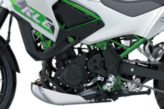 Kawasaki apresenta KLE 500 2027 SE Smartride com embreagem autoengatante