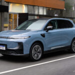 Leapmotor B10 REEV estreia com motor-gerador e autonomia extra