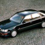 Lexus LS400 desafia Mercedes e redefine o luxo automotivo