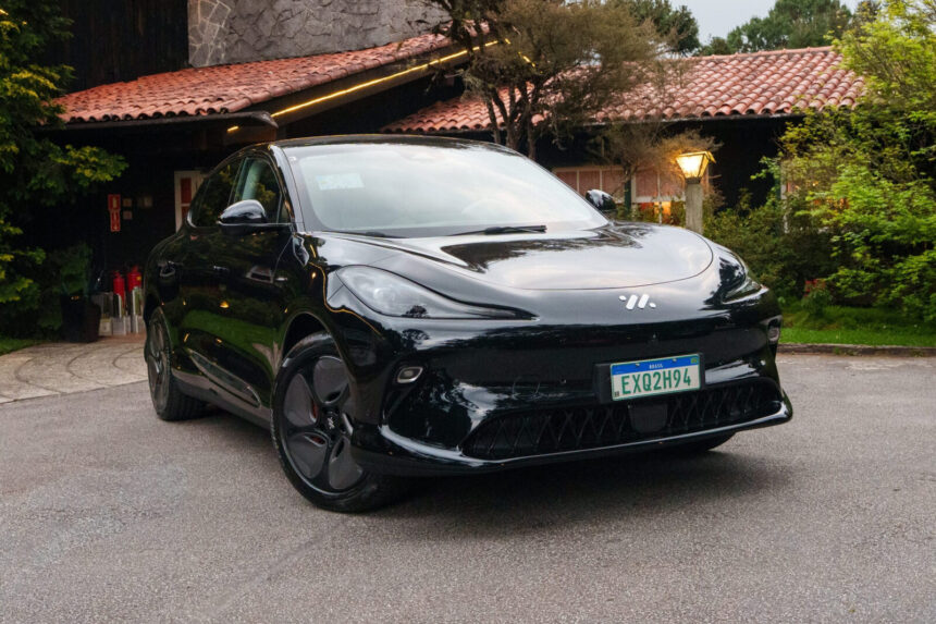 MG lança IM Motors e traz SUV elétrico IM6 ao Brasil em outubro