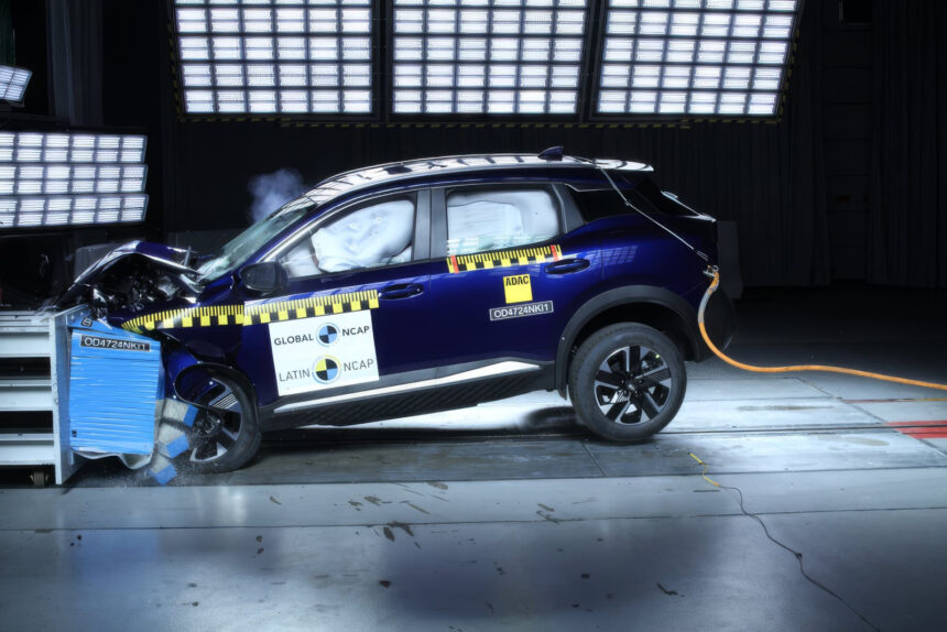 Nissan Kicks nacional mantém 5 estrelas no Latin NCAP e corrige falha