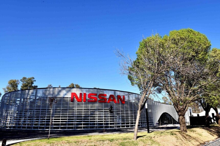 Nissan sai da Argentina e entrega operação a grupos locais