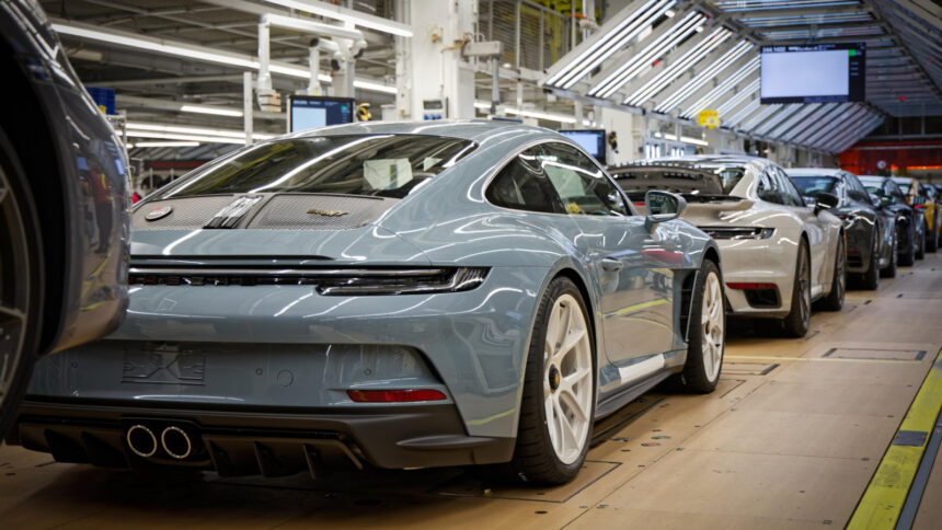 Porsche corta 9.000 vagas e anuncia venda de participações na Rimac e Bugatti