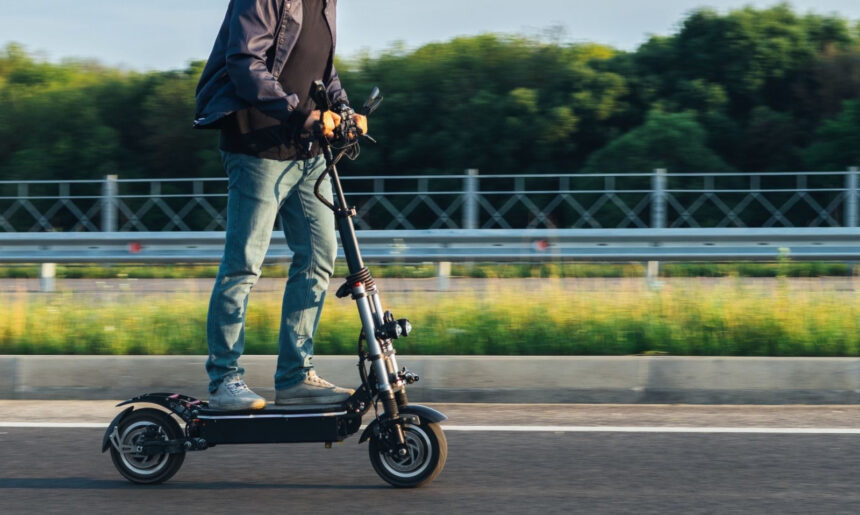 São Paulo aplica multas a patinetes e bicicletas elétricas
