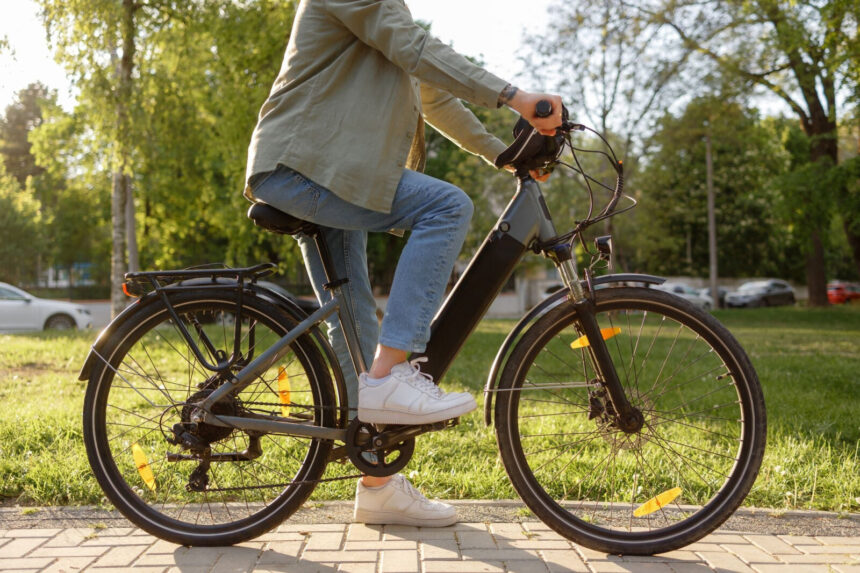 SP passa a multar patinetes e bicicletas elétricas no CPF