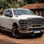 Stellantis convoca 1.989 Ram 1500/2500 por falha que apaga câmera de ré