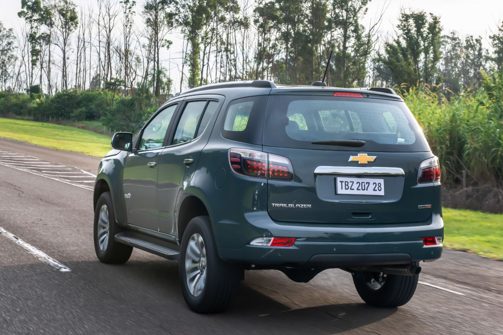 Trailblazer cai para R$ 388.900, mas continua atrás do Toyota SW4