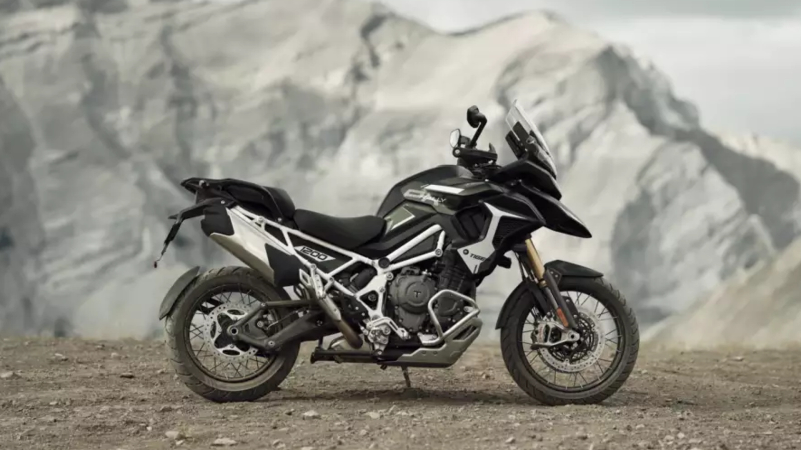 Triumph Tiger 1200 2027: 158 cv, Showa HeightFlex e banco que abaixa 30 mm