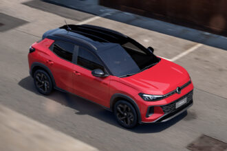VW Tera 2027 acelera: 200 TSI e câmbio de 8 marchas cortam 0-100